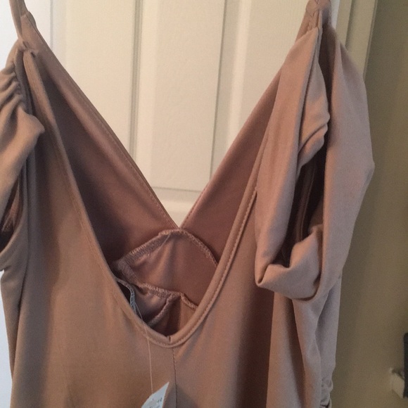 Dress - Picture 4 of 4